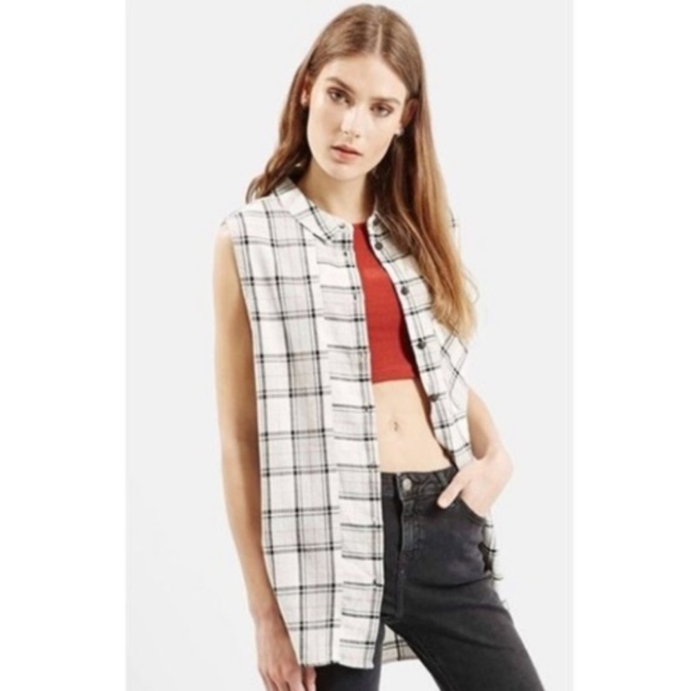 TOPSHOP sleeveless button down